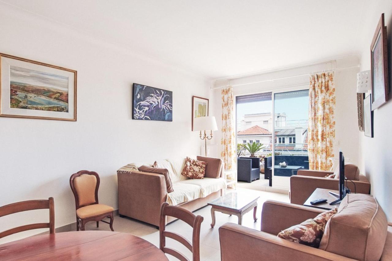 Apartamento Fleurs De Nice Furnished Flat Exterior foto