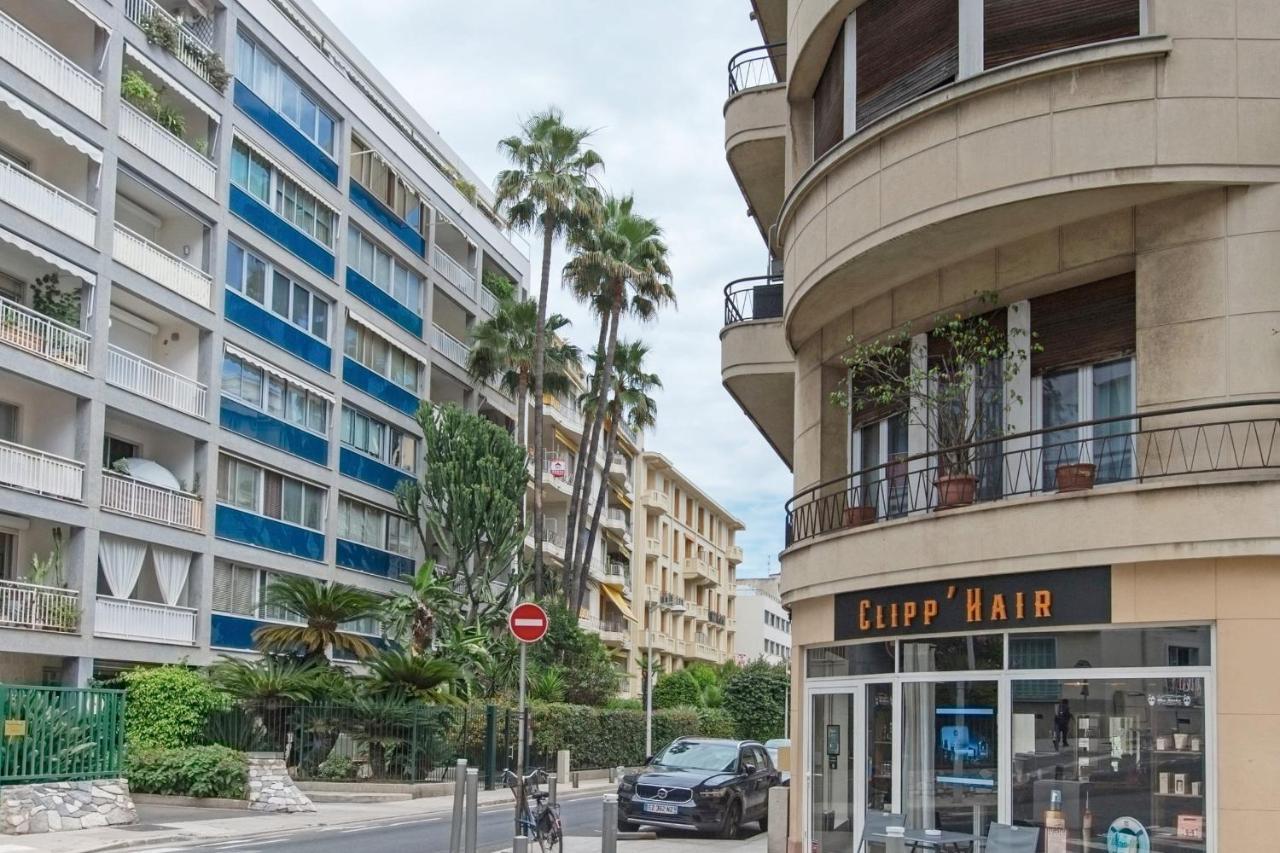 Apartamento Fleurs De Nice Furnished Flat Exterior foto