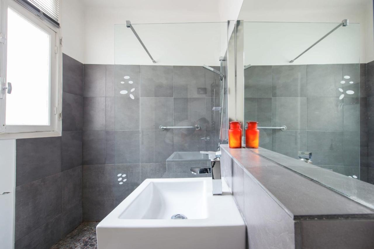 Apartamento Fleurs De Nice Furnished Flat Exterior foto